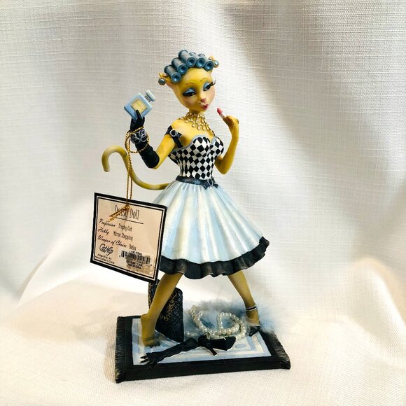 Margaret Le Van Alley Cats Figurine Daisy Doll - Picture 2 of 15